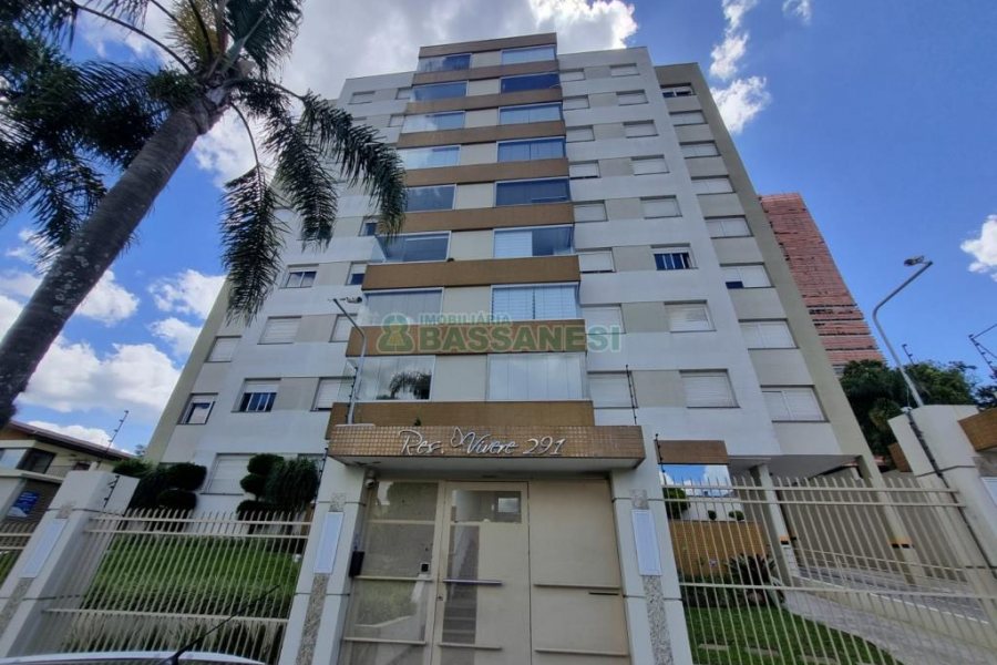 Apto Mobiliado com 110m², 2 dormitórios, 2 vagas, no bairro Rio Branco em Caxias do Sul para Alugar