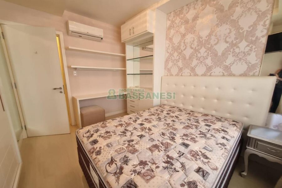 Apto Mobiliado com 110m², 2 dormitórios, 2 vagas, no bairro Rio Branco em Caxias do Sul para Alugar