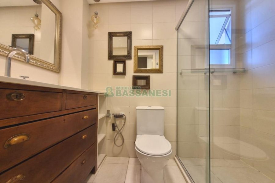 Apto Mobiliado com 110m², 2 dormitórios, 2 vagas, no bairro Rio Branco em Caxias do Sul para Alugar