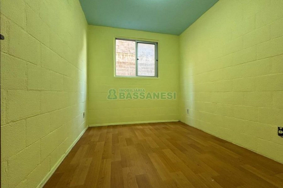 Apartamento com 62m², 2 dormitórios, 1 vaga, no bairro Desvio Rizzo em Caxias do Sul para Alugar