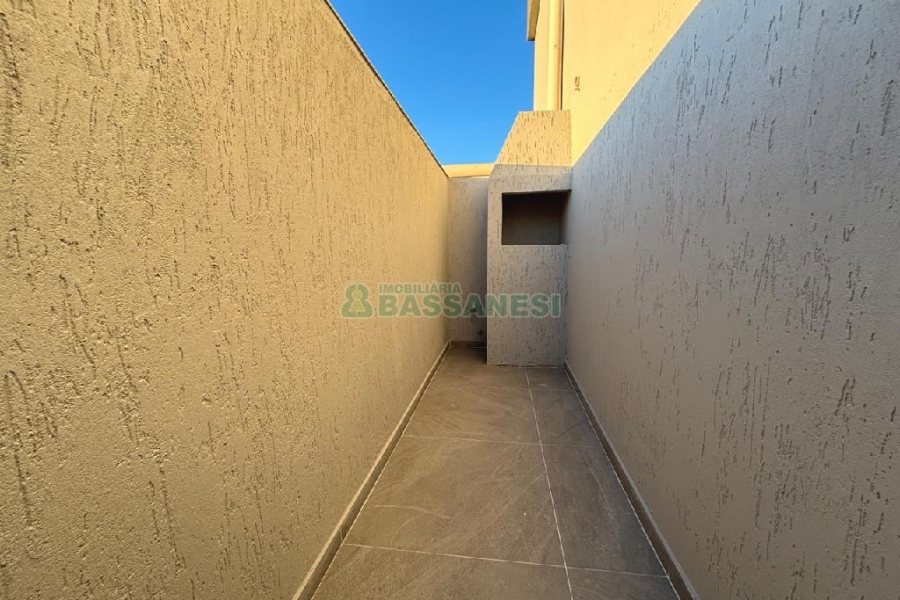 Apartamento com 95m², 3 dormitórios, 3 vagas, no bairro Tijuca em Caxias do Sul para Alugar