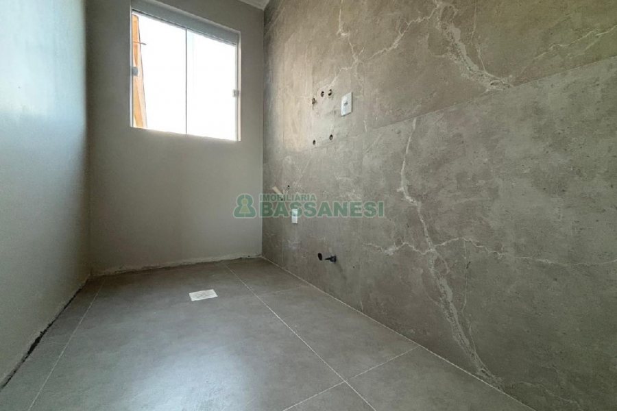 Apartamento com 95m², 3 dormitórios, 3 vagas, no bairro Tijuca em Caxias do Sul para Alugar