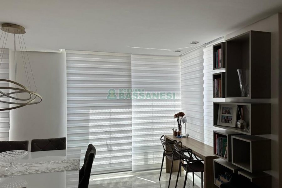 Apto Mobiliado com 111m², 3 dormitórios, 2 vagas, no bairro Cristo Redentor em Caxias do Sul para Alugar