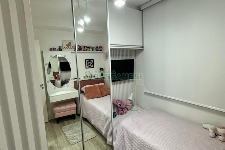 Apto Mobiliado com 111m², 3 dormitórios, 2 vagas, no bairro Cristo Redentor em Caxias do Sul para Alugar