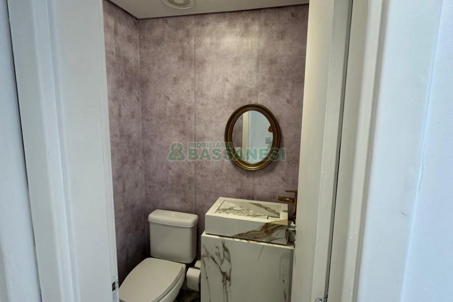 Apto Mobiliado com 111m², 3 dormitórios, 2 vagas, no bairro Cristo Redentor em Caxias do Sul para Alugar