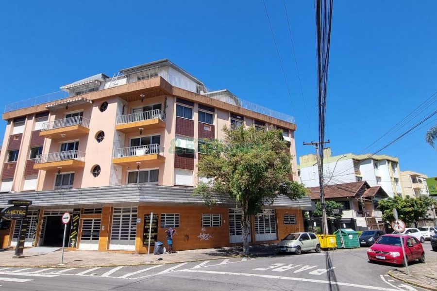 Sala com 150m², no bairro Pio X em Caxias do Sul para Alugar