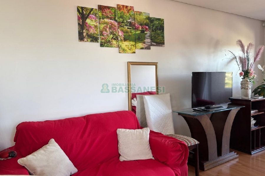 Apto Mobiliado com 92m², 1 dormitório, 2 vagas, no bairro Cruzeiro em Caxias do Sul para Alugar