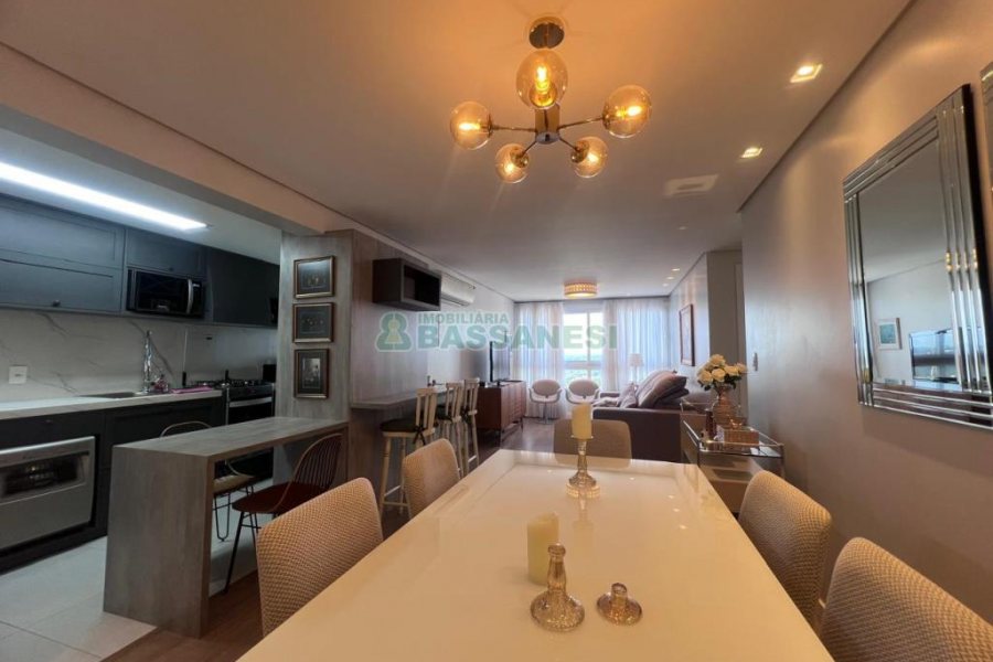 Apto Mobiliado com 88m², 2 dormitórios, 2 vagas, no bairro Villagio Iguatemi em Caxias do Sul para Alugar