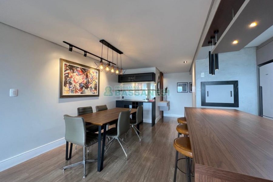 Apto Mobiliado com 88m², 2 dormitórios, 1 vaga, no bairro Villagio Iguatemi em Caxias do Sul para Alugar