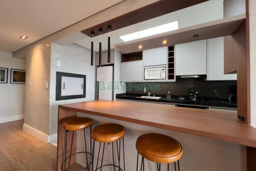 Apto Mobiliado com 88m², 2 dormitórios, 1 vaga, no bairro Villagio Iguatemi em Caxias do Sul para Alugar