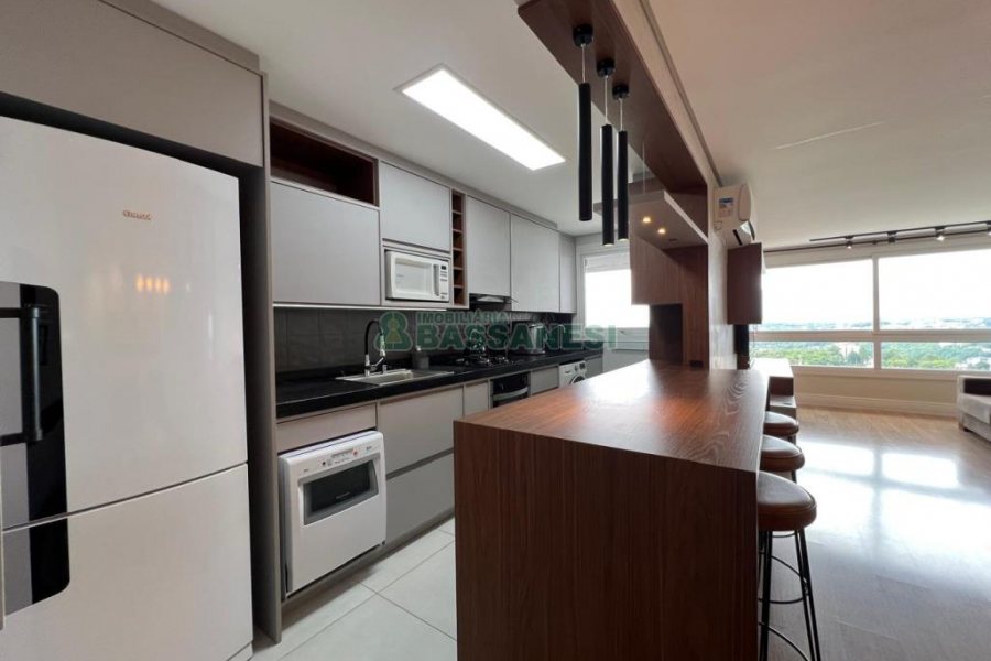 Apto Mobiliado com 88m², 2 dormitórios, 1 vaga, no bairro Villagio Iguatemi em Caxias do Sul para Alugar