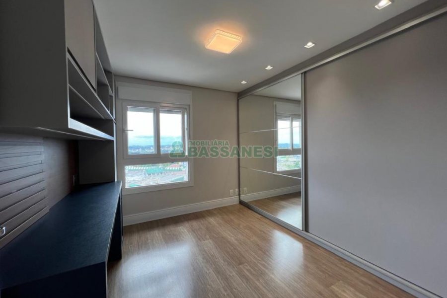 Apto Mobiliado com 88m², 2 dormitórios, 1 vaga, no bairro Villagio Iguatemi em Caxias do Sul para Alugar