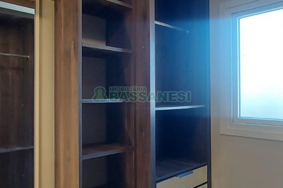 Apartamento com 156m², 3 dormitórios, 1 vaga, no bairro Panazzolo em Caxias do Sul para Alugar