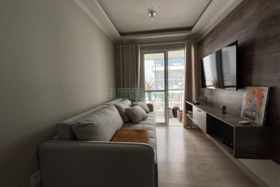 Apartamento com 67m², 2 dormitórios, 1 vaga, no bairro Vinhedos em Caxias do Sul para Alugar