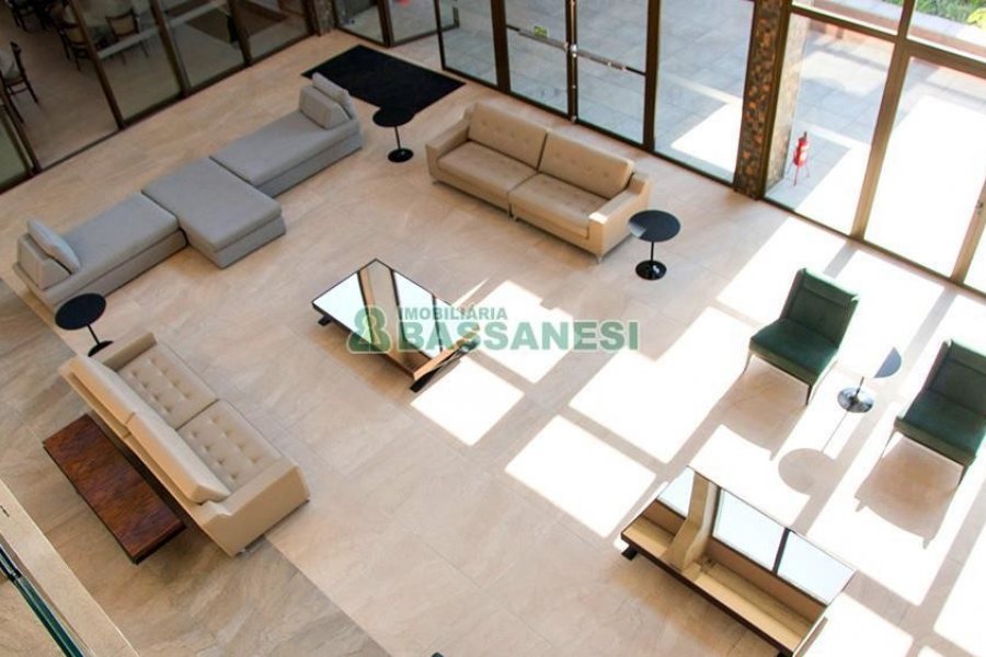 Casa com 400m², 4 dormitórios, 3 vagas, no bairro São Ciro em Caxias do Sul para Alugar