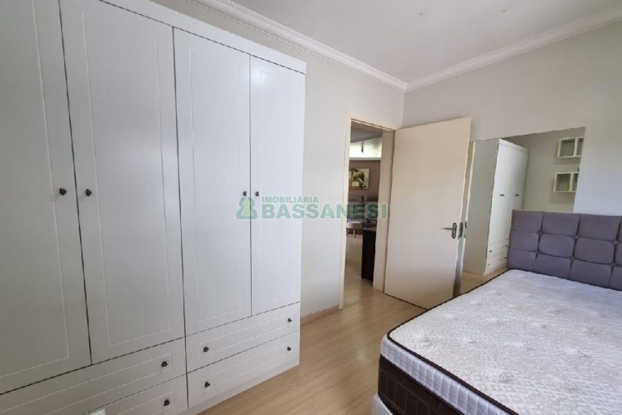 Apto Mobiliado com 74m², 2 dormitórios, 1 vaga, no bairro Cristo Redentor em Caxias do Sul para Alugar