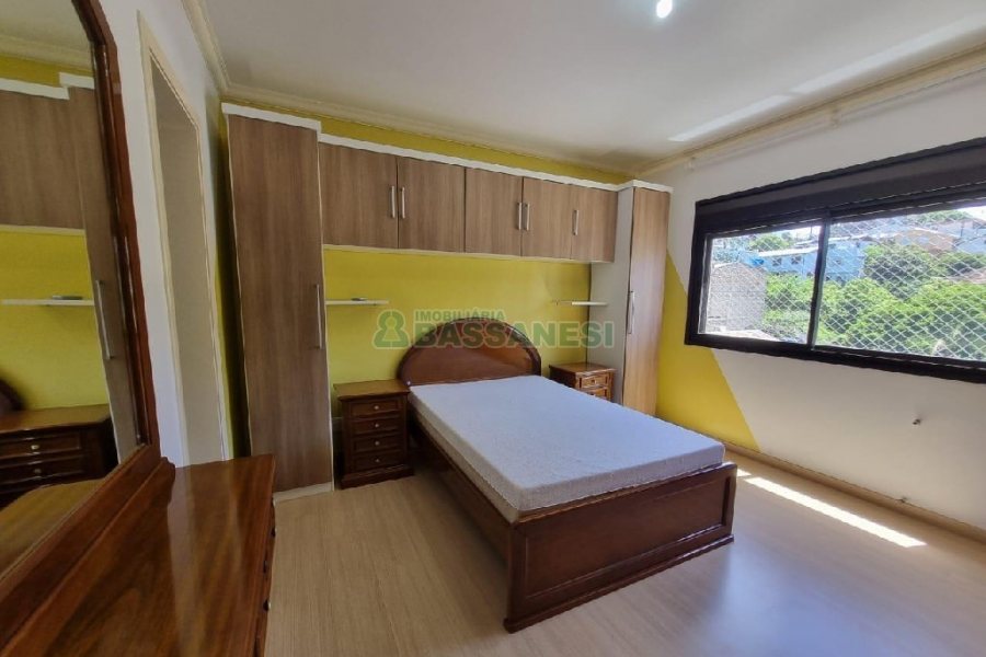 Apto Mobiliado com 74m², 2 dormitórios, 1 vaga, no bairro Cristo Redentor em Caxias do Sul para Alugar