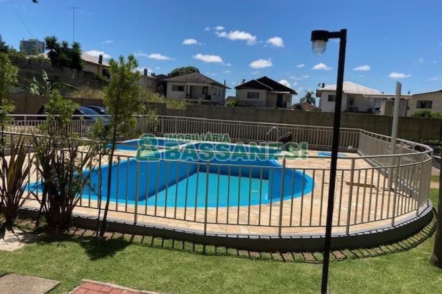 Apartamento com 53m², 2 dormitórios, 1 vaga, no bairro Lourdes em Caxias do Sul para Alugar