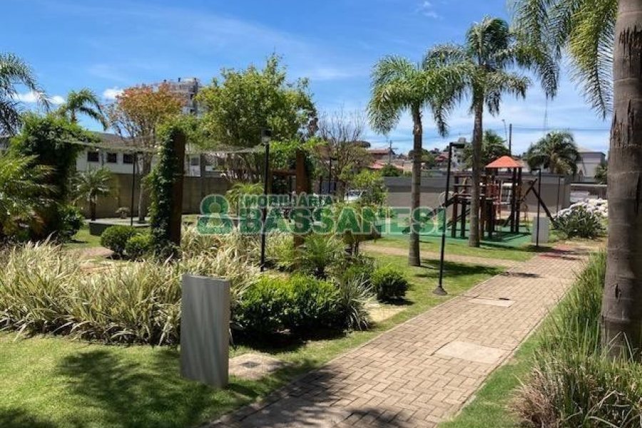 Apartamento com 53m², 2 dormitórios, 1 vaga, no bairro Lourdes em Caxias do Sul para Alugar