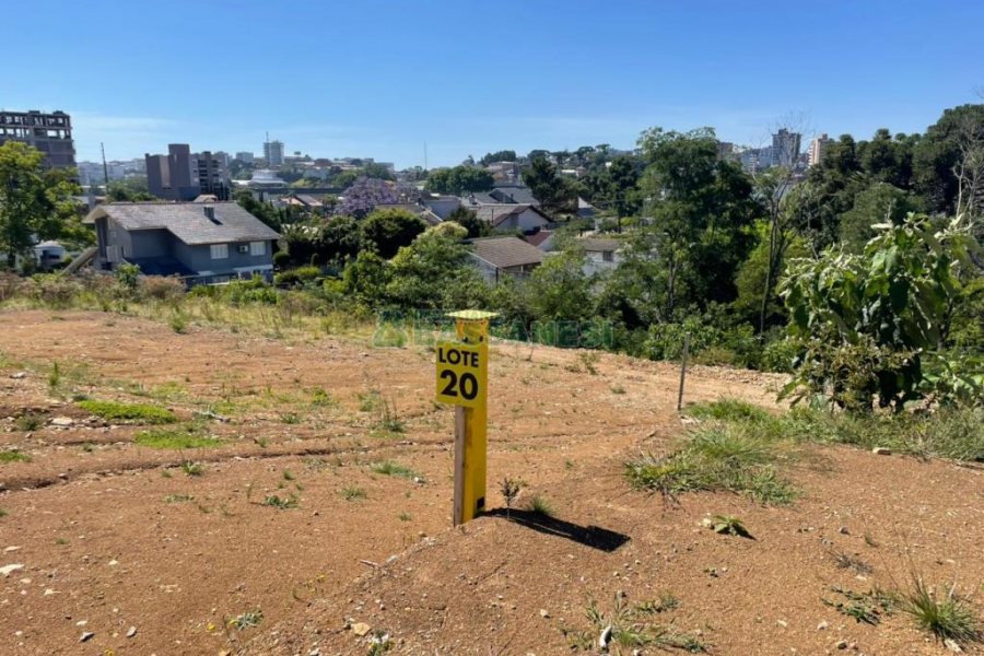 Terreno, no bairro Interlagos em Caxias do Sul para Comprar