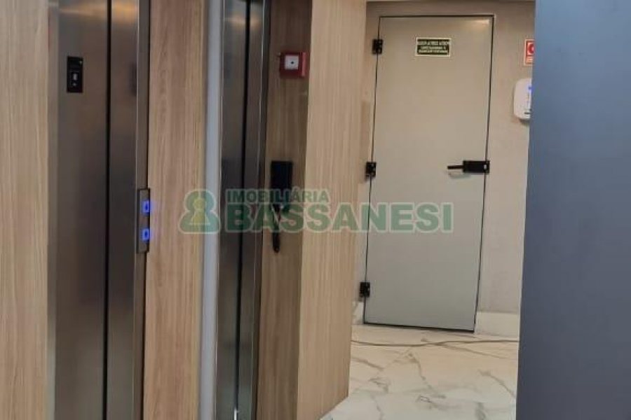 Apartamento com 51m², 1 dormitório, 1 vaga, no bairro Santa Catarina em Caxias do Sul para Comprar