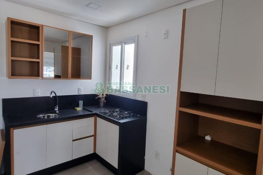 Apartamento com 51m², 1 dormitório, 1 vaga, no bairro Santa Catarina em Caxias do Sul para Comprar