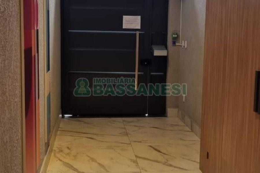 Apartamento com 51m², 1 dormitório, 1 vaga, no bairro Santa Catarina em Caxias do Sul para Comprar