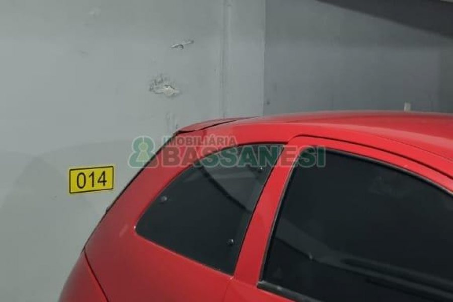 Apartamento com 51m², 1 dormitório, 1 vaga, no bairro Santa Catarina em Caxias do Sul para Comprar