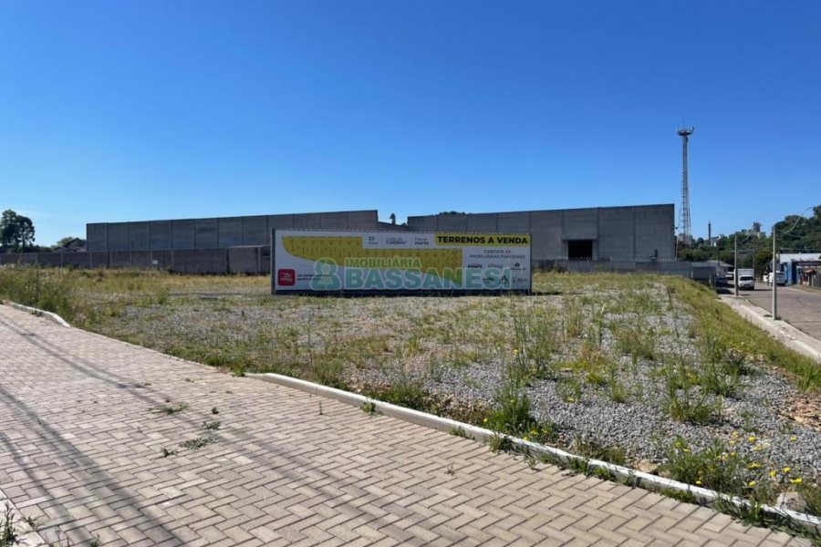 Terreno, no bairro Interlagos em Caxias do Sul para Comprar