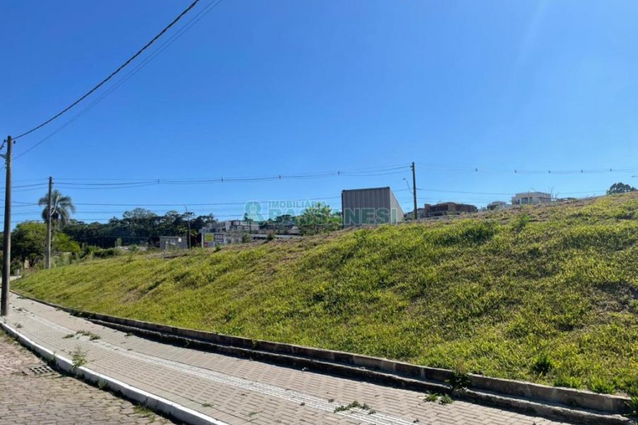 Terreno, no bairro Interlagos em Caxias do Sul para Comprar