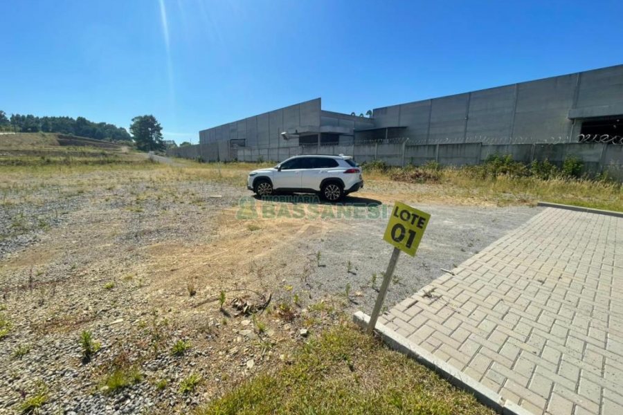 Terreno, no bairro Interlagos em Caxias do Sul para Comprar