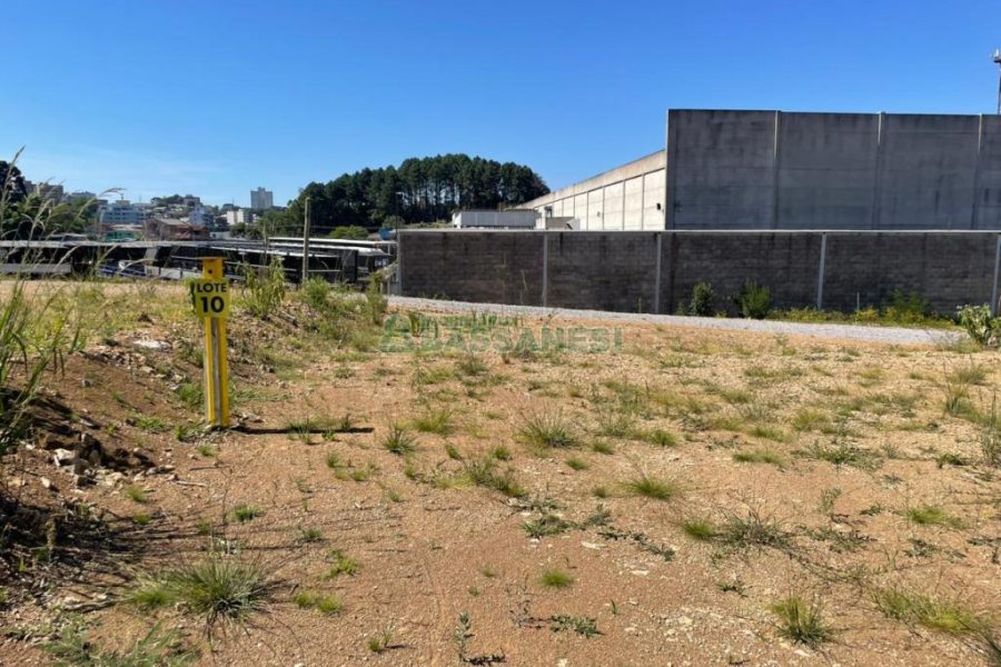 Terreno, no bairro Interlagos em Caxias do Sul para Comprar