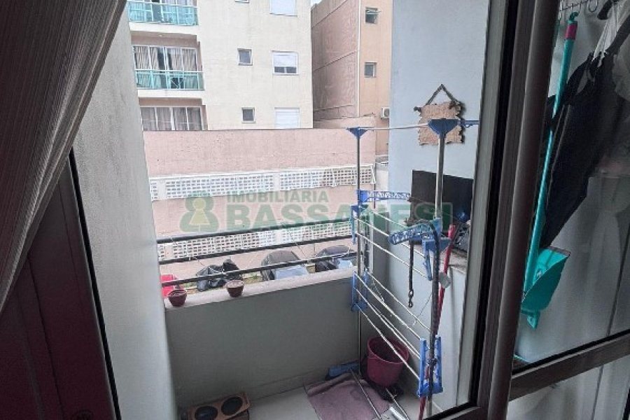 Apto Mobiliado com 58m², 2 dormitórios, 1 vaga, no bairro Desvio Rizzo em Caxias do Sul para Alugar