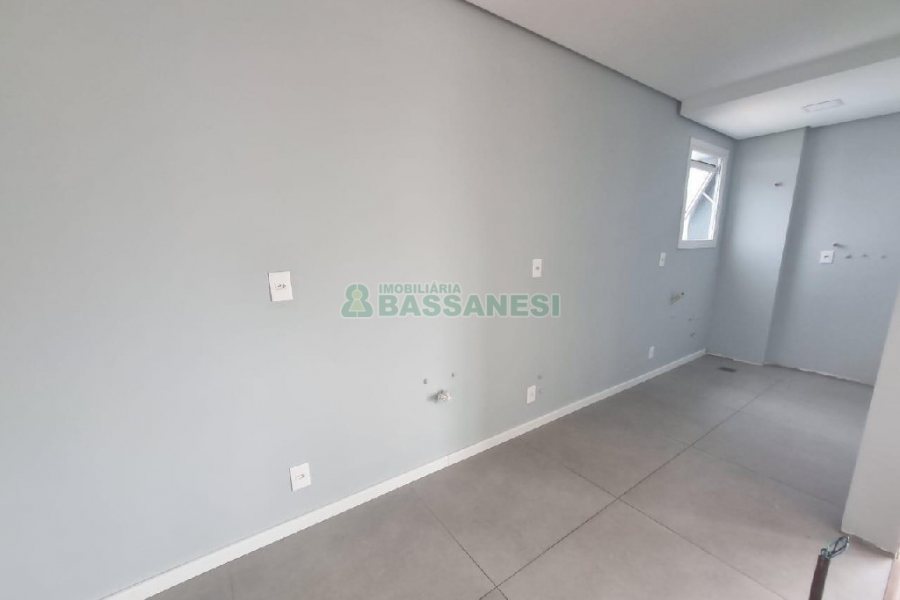 Apartamento com 48m², 1 dormitório, 1 vaga, no bairro Santa Catarina em Caxias do Sul para Alugar ou Comprar