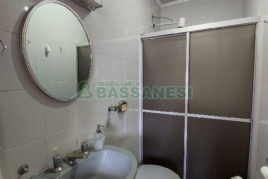 Apto Mobiliado com 177m², 3 dormitórios, 2 vagas, no bairro Rio Branco em Caxias do Sul para Alugar