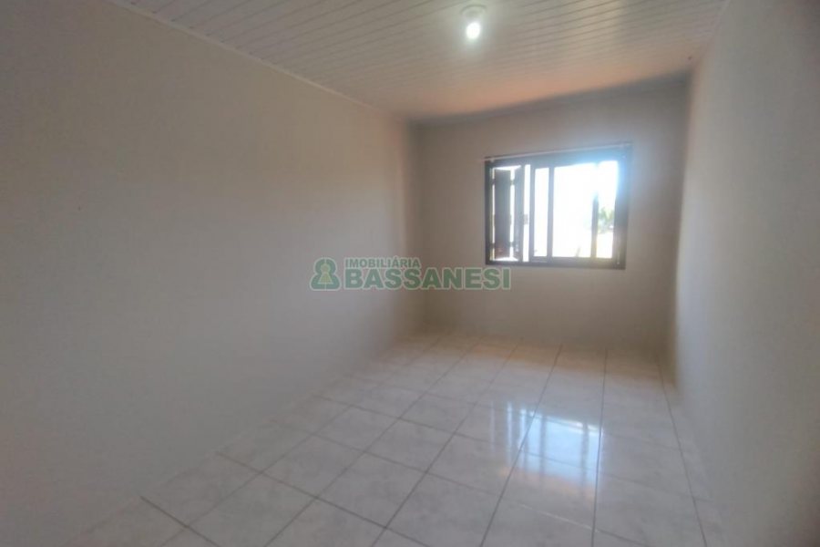 Apartamento com 59m², 2 dormitórios, 1 vaga, no bairro Desvio Rizzo em Caxias do Sul para Comprar