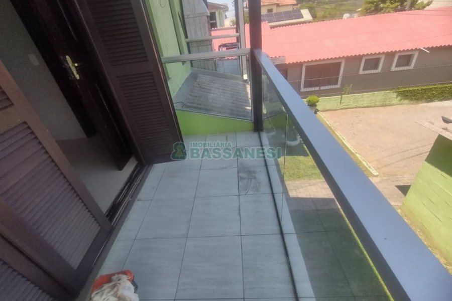 Apartamento com 59m², 2 dormitórios, 1 vaga, no bairro Desvio Rizzo em Caxias do Sul para Comprar