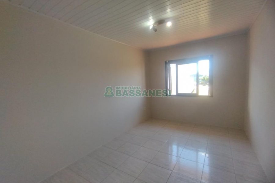 Apartamento com 59m², 2 dormitórios, 1 vaga, no bairro Desvio Rizzo em Caxias do Sul para Comprar