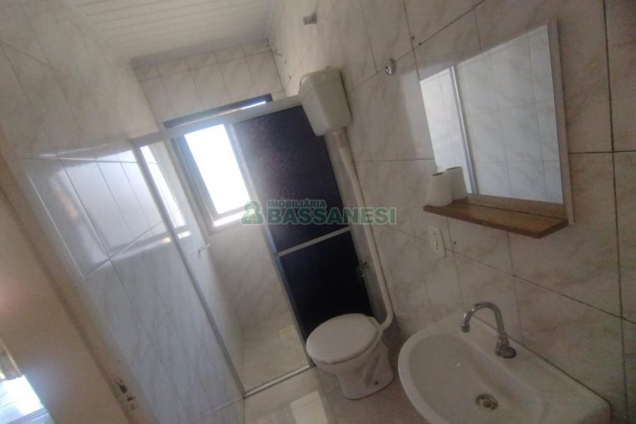 Apartamento com 59m², 2 dormitórios, 1 vaga, no bairro Desvio Rizzo em Caxias do Sul para Comprar