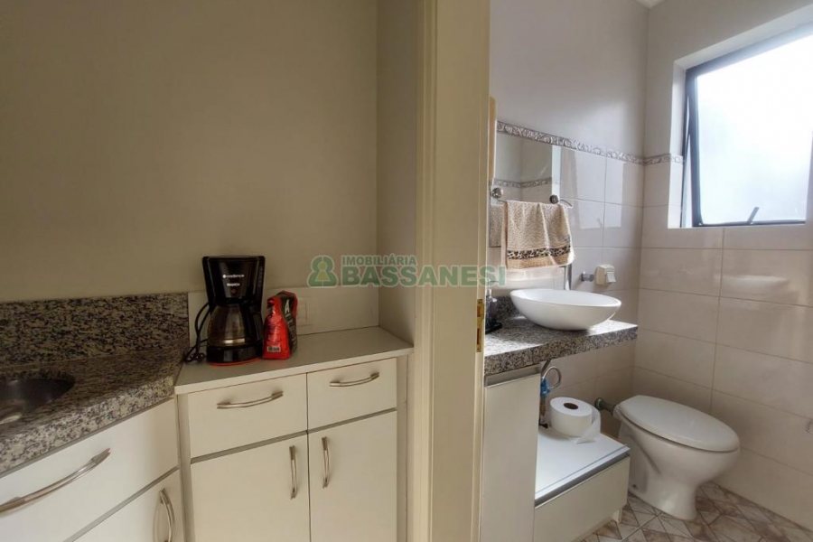 Sala com 40m², no bairro São Pelegrino em Caxias do Sul para Alugar