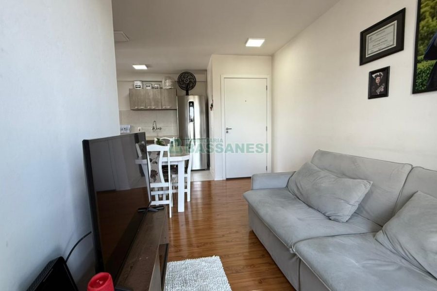 Apartamento com 70m², 2 dormitórios, 1 vaga, no bairro Santa Catarina em Caxias do Sul para Comprar
