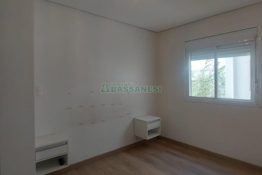 Apartamento com 60m², 2 dormitórios, 1 vaga, no bairro Bela Vista em Caxias do Sul para Alugar