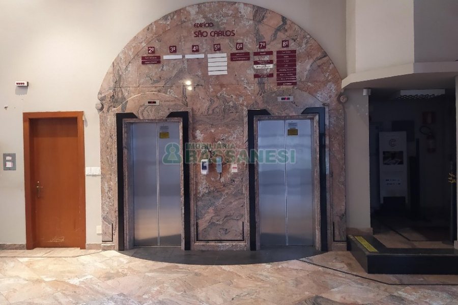 Sala com 516m², no bairro São Pelegrino em Caxias do Sul para Alugar