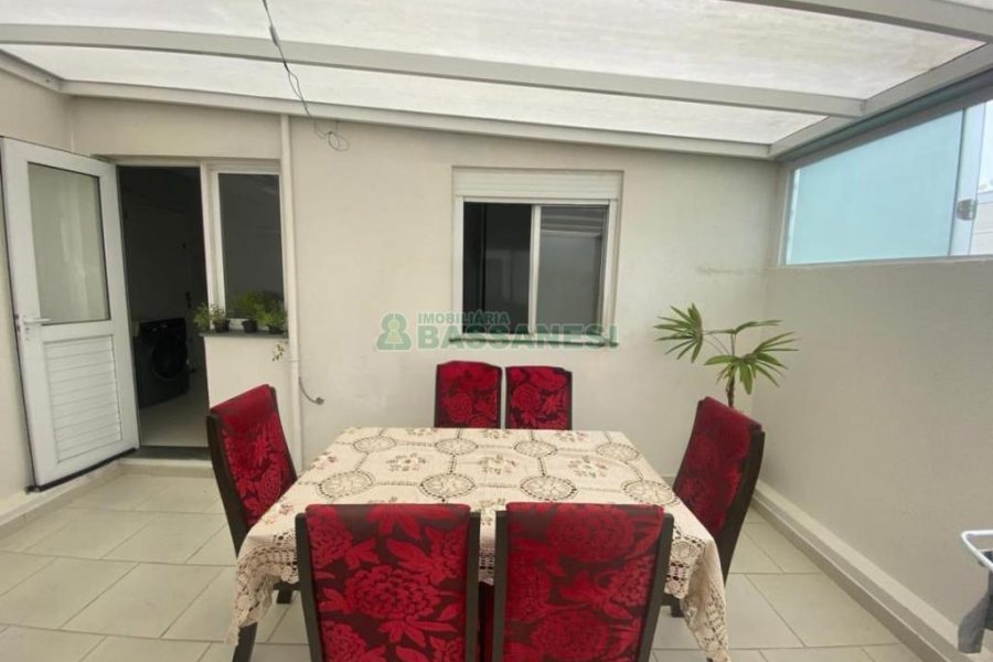 Apartamento com 108m², 2 dormitórios, 2 vagas, no bairro Ana Rech em Caxias do Sul para Comprar