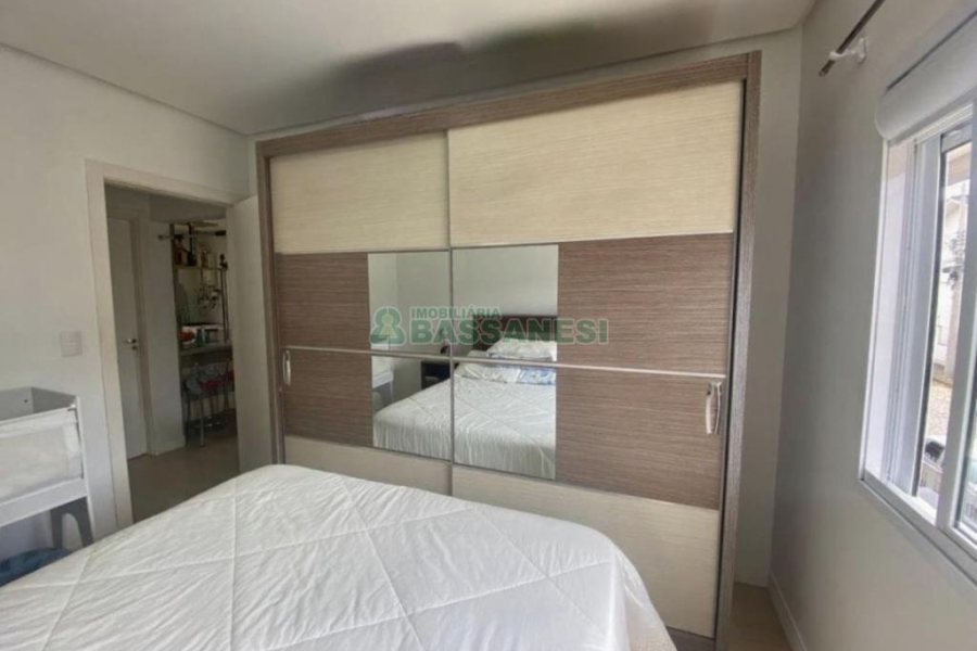 Apartamento com 108m², 2 dormitórios, 2 vagas, no bairro Ana Rech em Caxias do Sul para Comprar