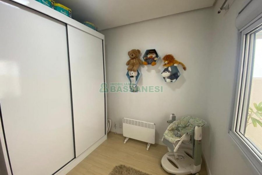 Apartamento com 108m², 2 dormitórios, 2 vagas, no bairro Ana Rech em Caxias do Sul para Comprar