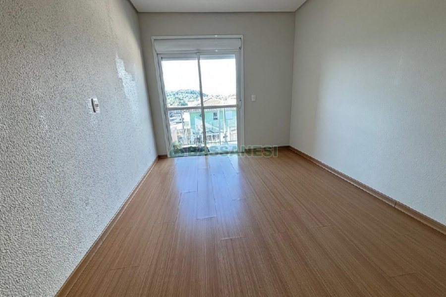 Sobrado com 84m², 2 dormitórios, no bairro Ana Rech em Caxias do Sul para Alugar