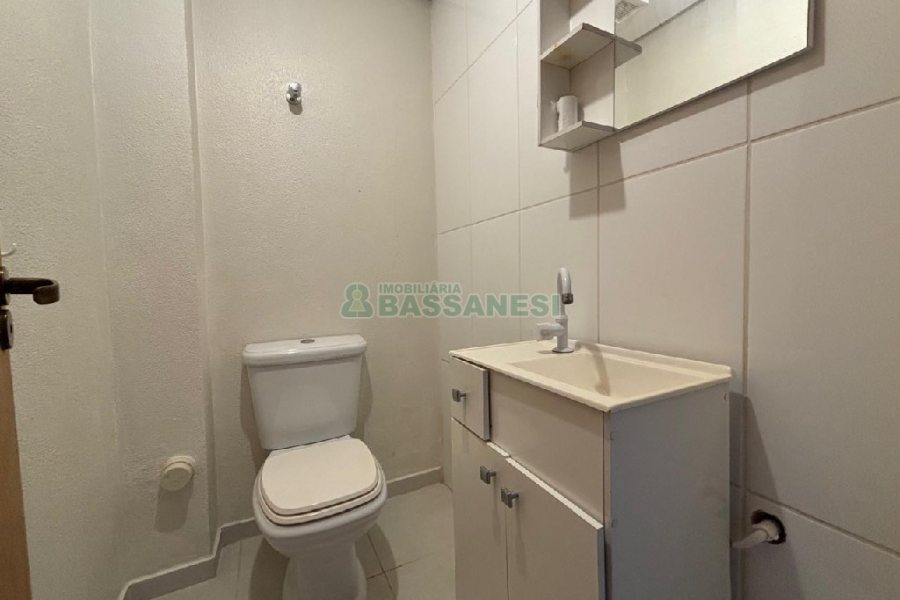 Sobrado com 84m², 2 dormitórios, no bairro Ana Rech em Caxias do Sul para Alugar