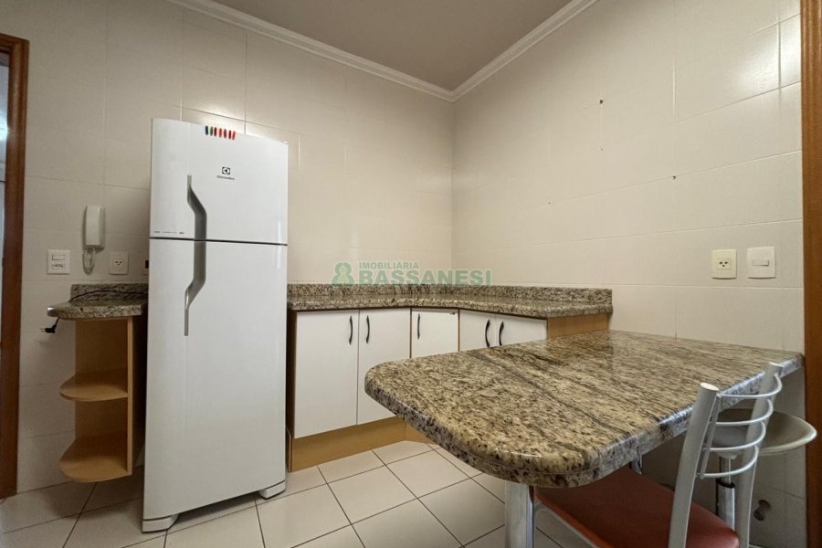 Apto Mobiliado com 115m², 3 dormitórios, 2 vagas, no bairro Jardim América em Caxias do Sul para Alugar