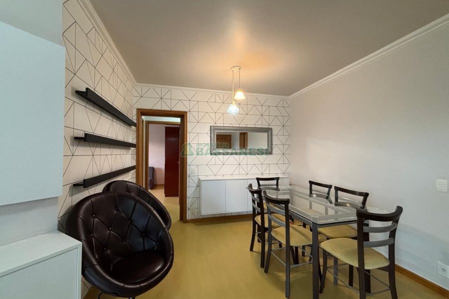 Apto Mobiliado com 115m², 3 dormitórios, 2 vagas, no bairro Jardim América em Caxias do Sul para Alugar